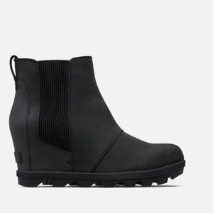 Sorel Joan of Artice wedge 11